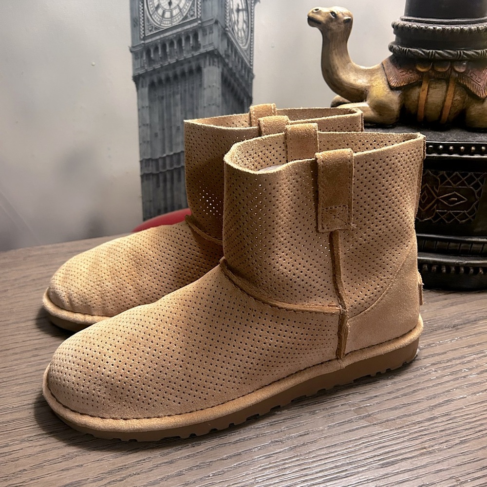 UGG Classic Unlined Mini Perf Boot Size 8